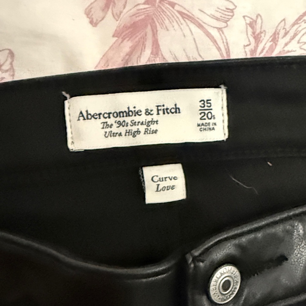 Abercrombie & Fitch Black Ultra High Rise Jeans